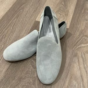 Tom’s Darcy suede flats